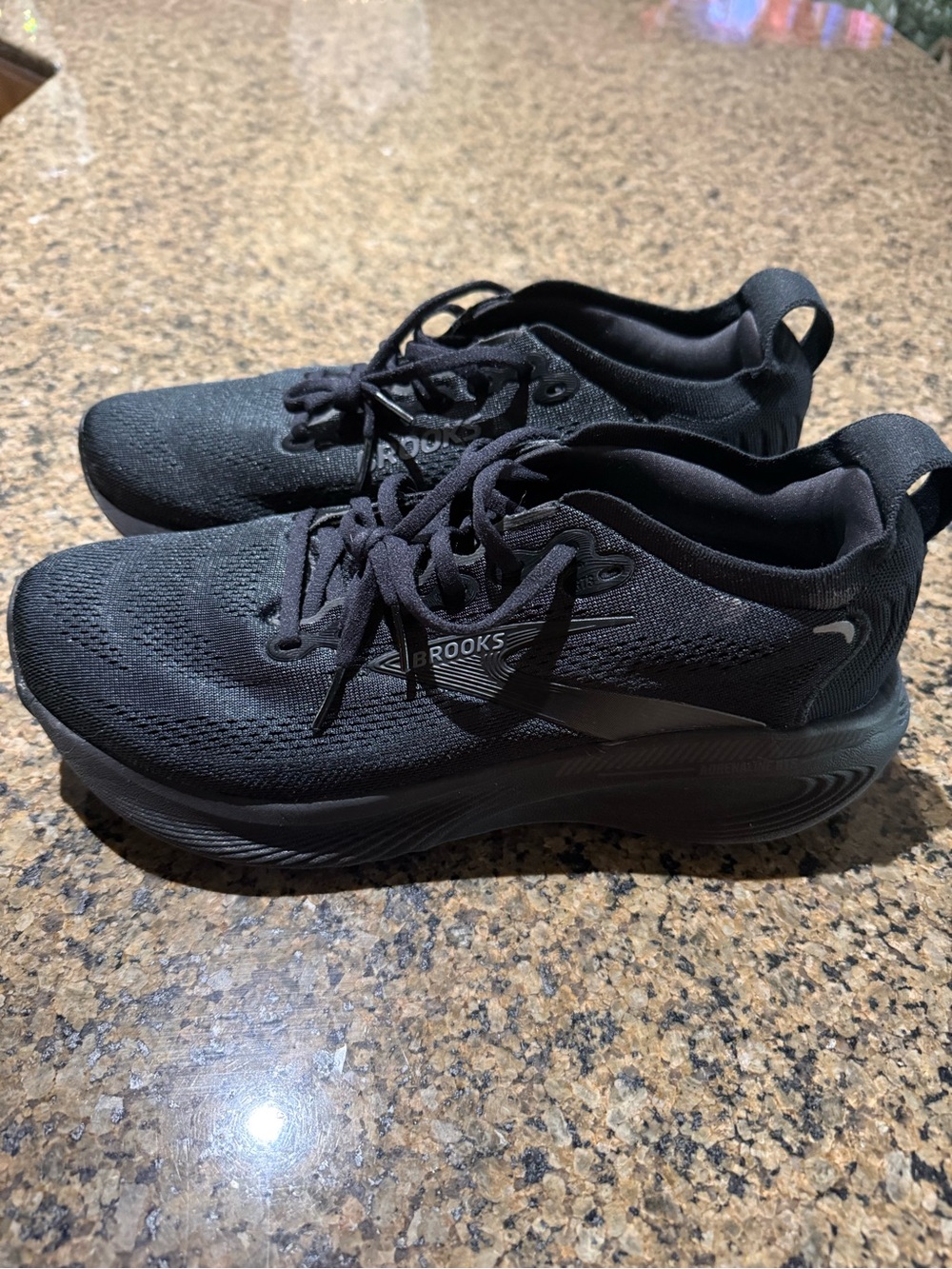 Brooks Men’s Black Adrenaline GTS 25 Running Shoes